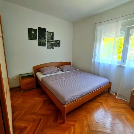 Roko アパート ザダル