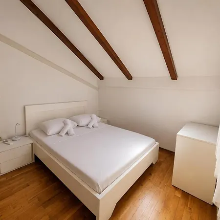Roko Apartmán *